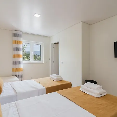 Casas Madalena * Seia