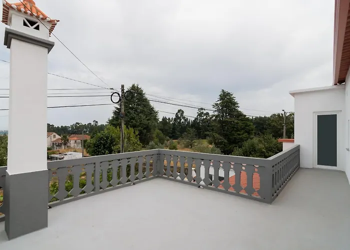 Casas Madalena * Seia