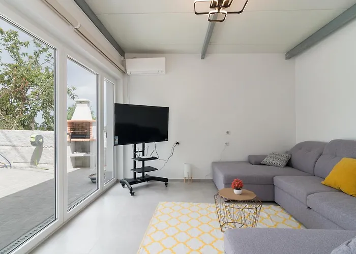 Casas Madalena * סייה